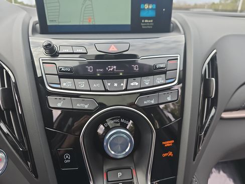 Used 2025 Acura RDX SH-AWD w/ Technology Package image 25