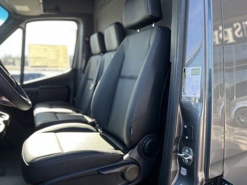 New 2025 Mercedes-Benz Sprinter 2500 image 26
