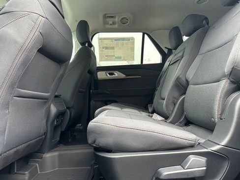 New 2026 Ford Explorer Active image 19