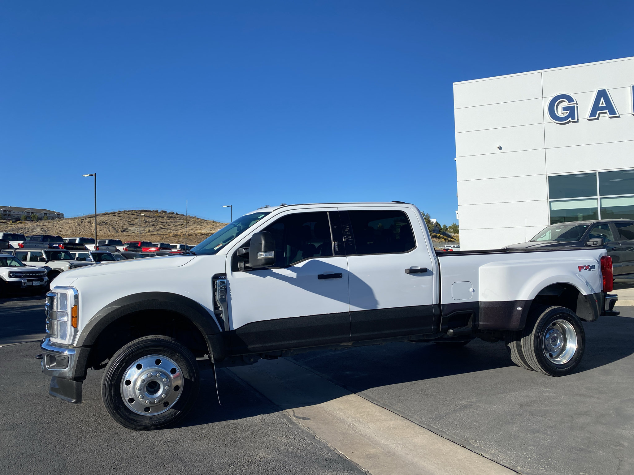 Used 2024 Ford F450 XLT w/ FX4 Off-Road Package AWD/4WD image 33
