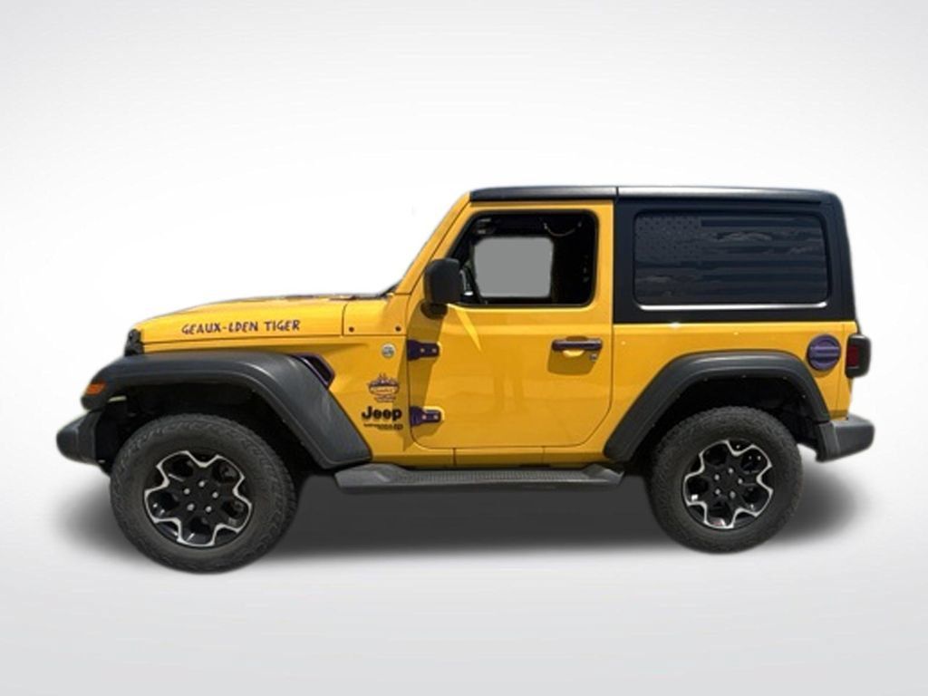 Used 2021 Jeep Wrangler Sport AWD/4WD image 3