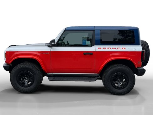 Certified 2025 Ford Bronco Stroppe Edition image 2