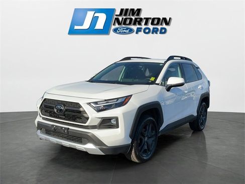 Used 2024 Toyota RAV4 Adventure image 7