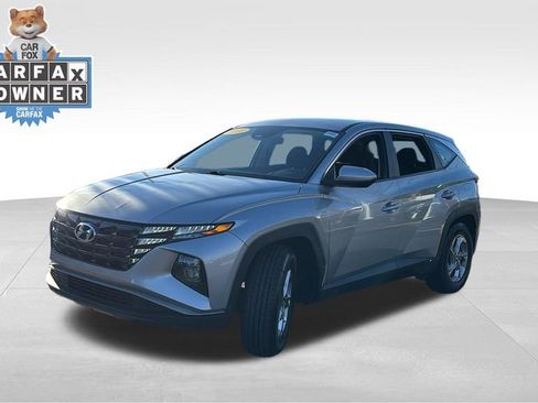 Used 2022 Hyundai Tucson SE image 3