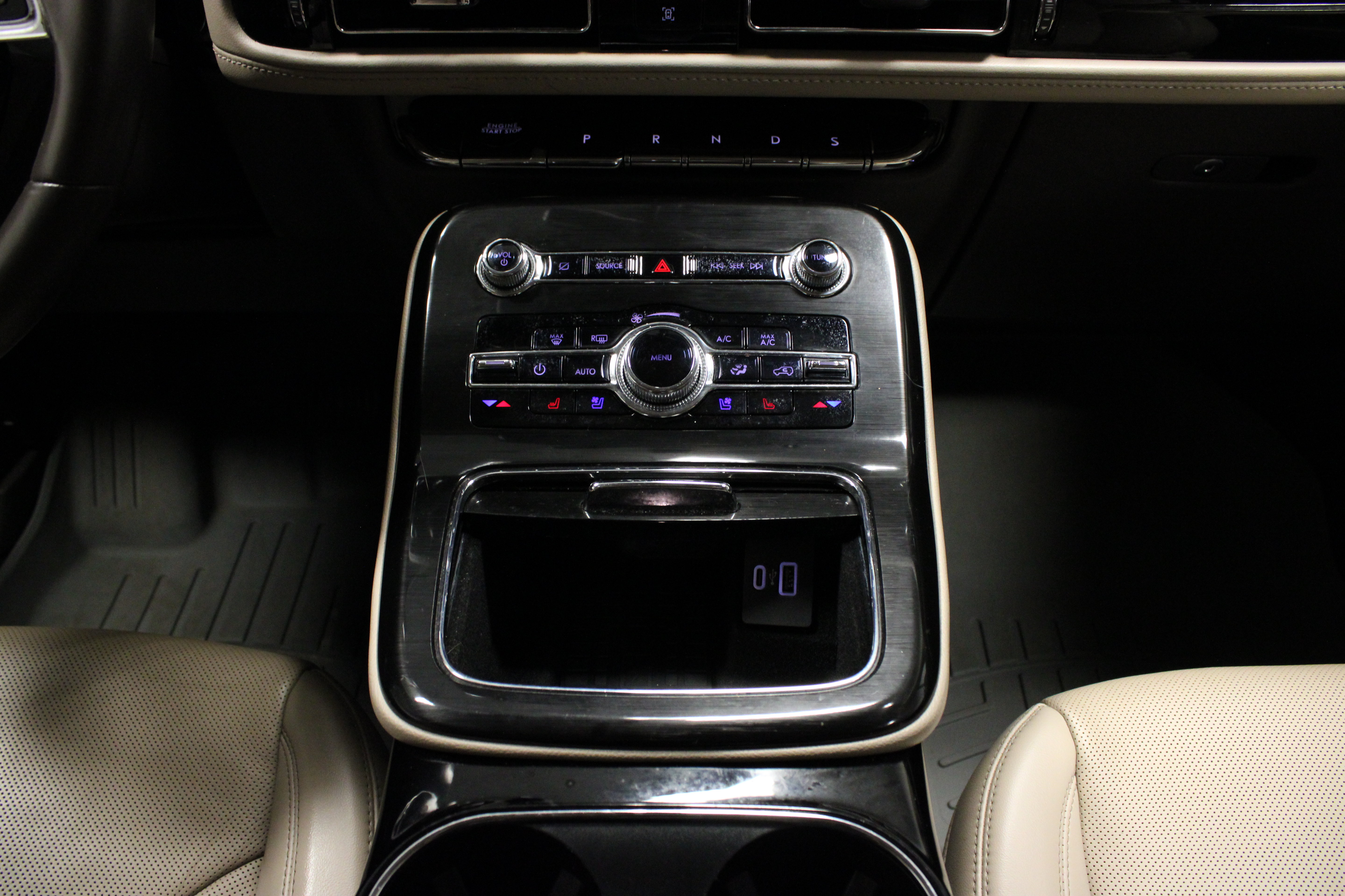 Used 2022 Lincoln Nautilus Reserve AWD/4WD image 21