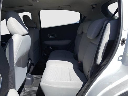 Used 2022 Honda HR-V EX image 39