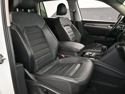 Used 2018 Volkswagen Atlas SEL Premium image 54