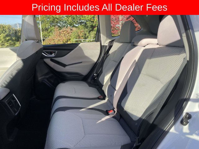 Used 2023 Subaru Forester Premium AWD/4WD image 16
