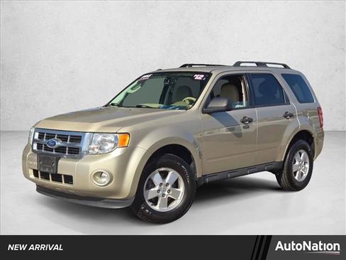 Used 2012 Ford Escape XLT image 1