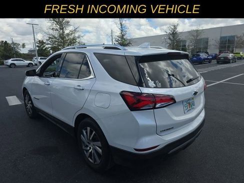 Used 2023 Chevrolet Equinox Premier image 3