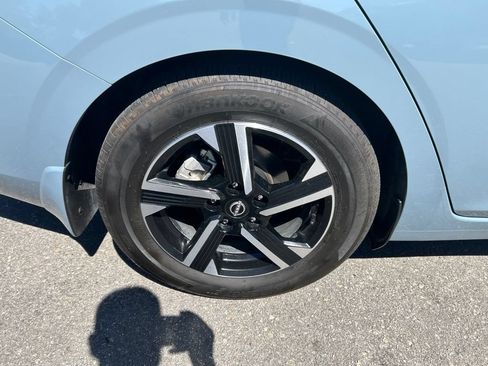 Used 2025 Nissan Sentra SV FWD image 26