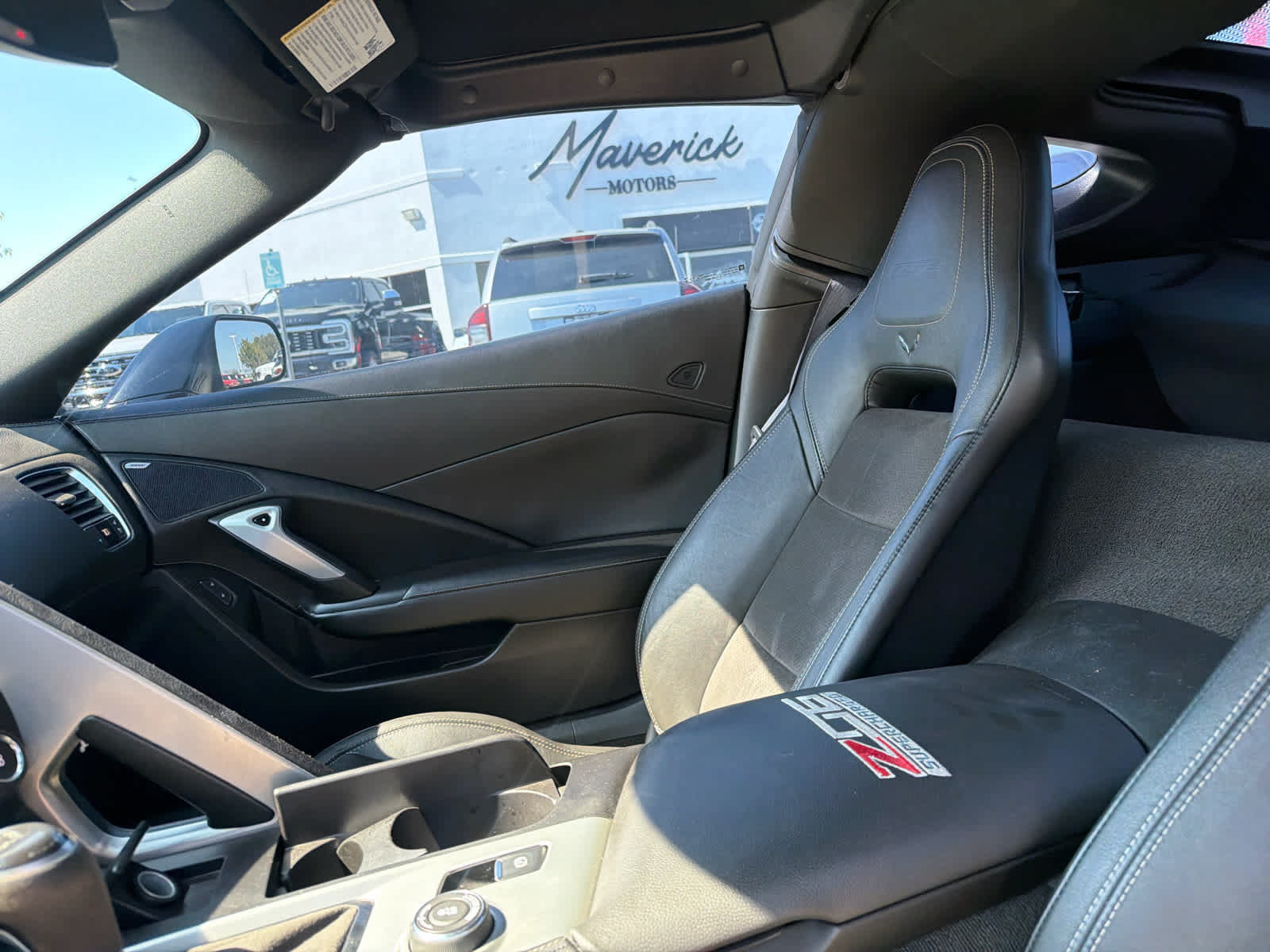 Used 2016 Chevrolet Corvette Z06 w/ 2LZ Preferred Equipment Group RWD image 8