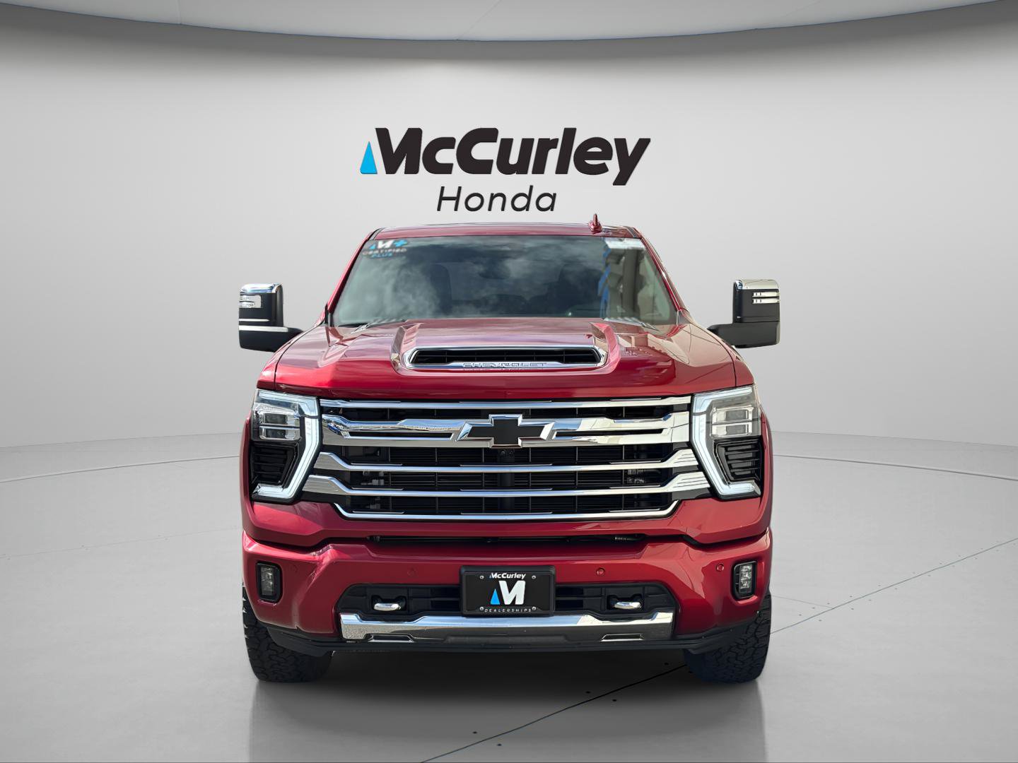 Used 2024 Chevrolet Silverado 2500 High Country w/ Technology Package AWD/4WD image 6