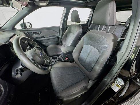 Used 2025 Subaru Forester Premium AWD/4WD image 15