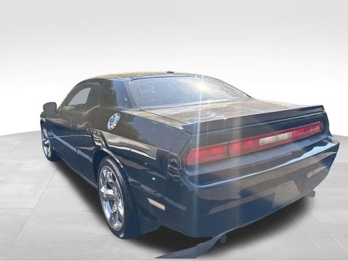 Used 2014 Dodge Challenger R/T Plus RWD image 14