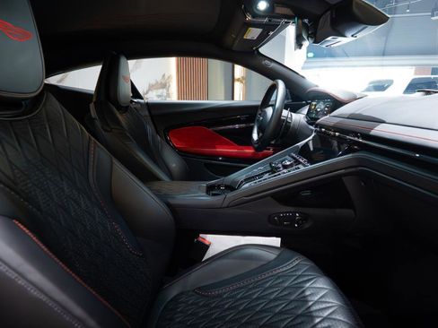 Used 2024 Aston Martin DB12 Coupe RWD image 25