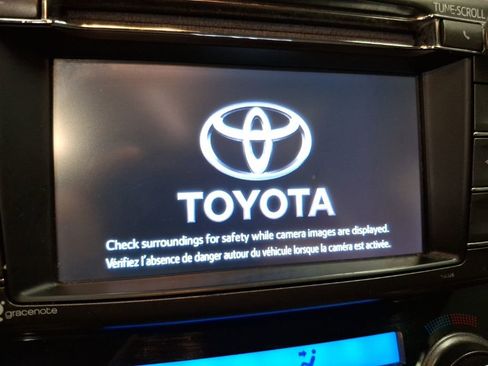 Used 2015 Toyota RAV4 XLE image 22
