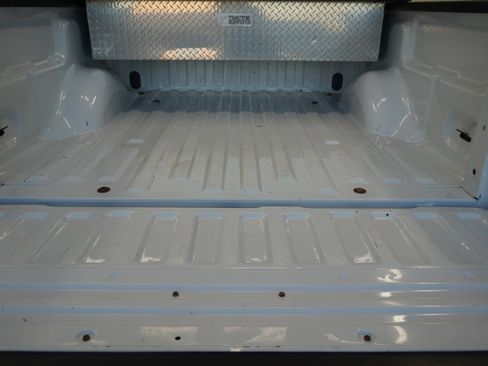 Used 2013 Ford F150 XLT w/ Luxury Equipment Group image 21