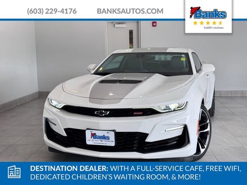 Certified 2022 Chevrolet Camaro SS RWD image 3