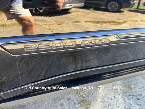 Used 2025 Chevrolet Silverado 2500 High Country w/ Midnight Edition image 10