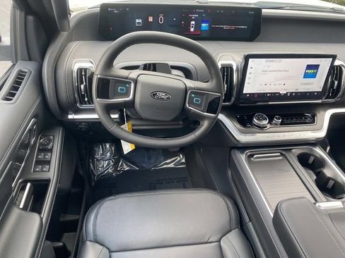New 2026 Ford Expedition Platinum w/ Stealth Performance Package image 12