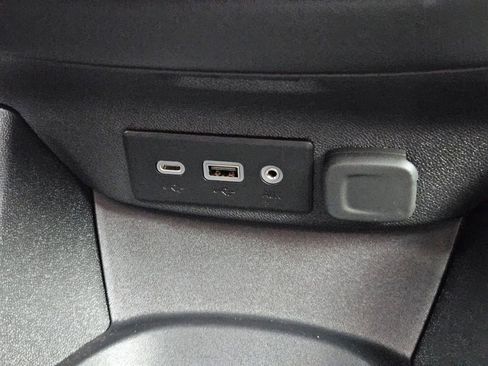 Certified 2025 Chevrolet Malibu LS image 23