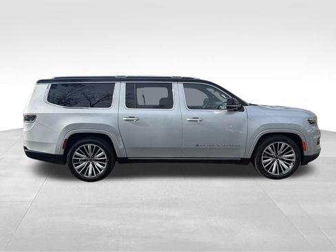 Used 2024 Jeep Grand Wagoneer L Series III image 7