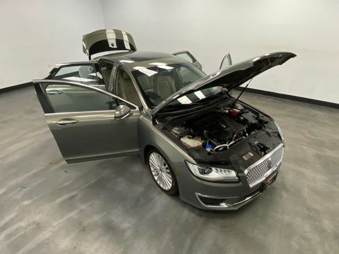 Used 2017 Lincoln MKZ Reserve image 54