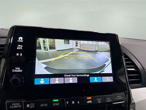 Used 2023 Honda Odyssey Touring image 15
