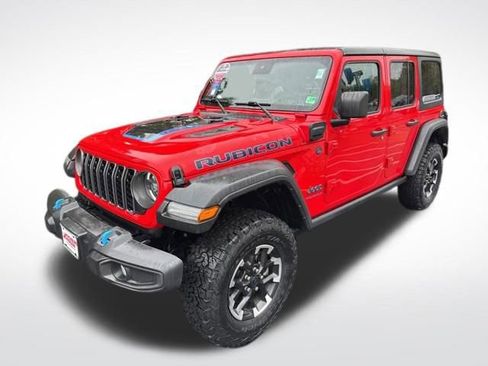 Used 2024 Jeep Wrangler Unlimited Rubicon 4xe image 3