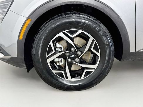 Used 2024 Kia Sportage LX FWD image 29
