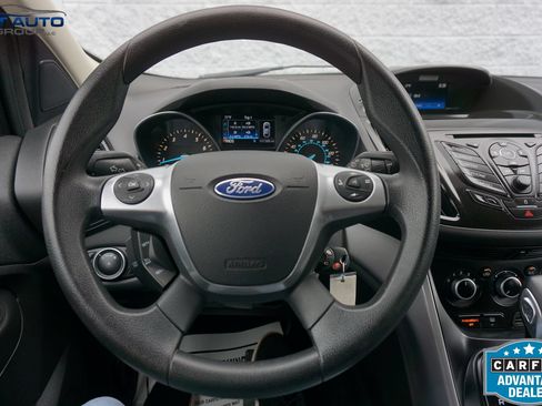 Used 2016 Ford Escape SE AWD/4WD image 38