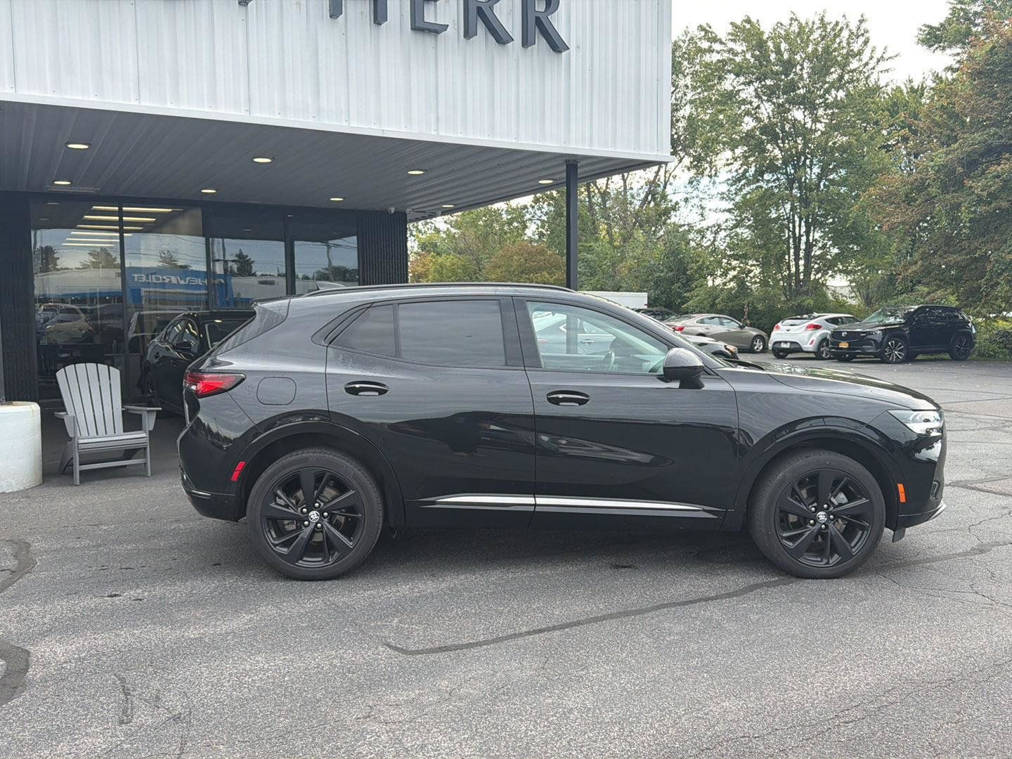Used 2022 Buick Envision Preferred FWD image 11