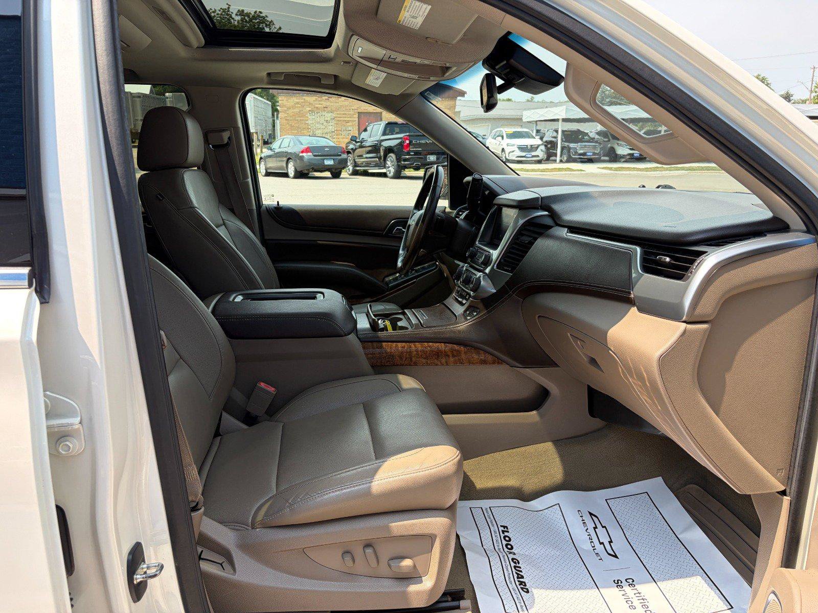 Used 2015 Chevrolet Tahoe LTZ AWD/4WD image 31