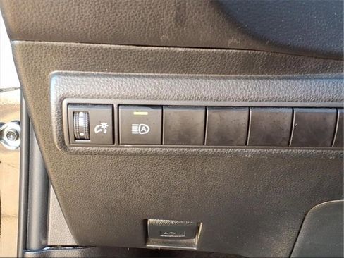 Used 2023 Toyota Corolla LE image 15