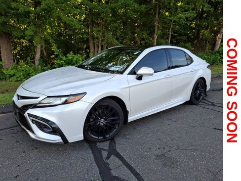 Used 2022 Toyota Camry XSE AWD/4WD image 1