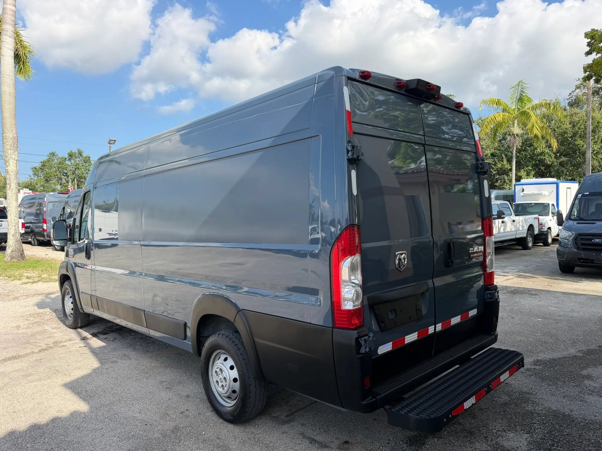Used 2020 RAM ProMaster 3500 FWD image 3