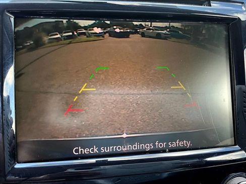 Used 2019 Nissan Murano S AWD/4WD image 14