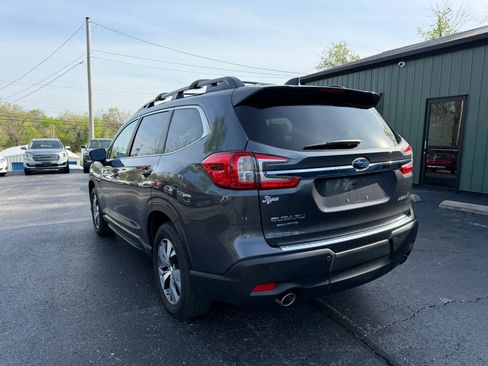 Used 2025 Subaru Ascent Premium image 4