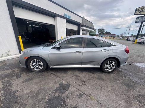 Used 2017 Honda Civic LX image 3