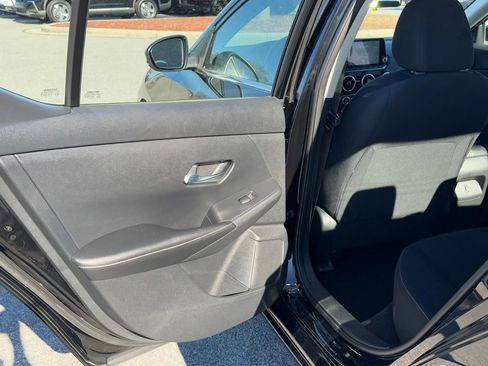 Used 2020 Nissan Sentra SV image 28