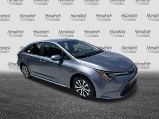 Used 2021 Toyota Corolla LE FWD video 2