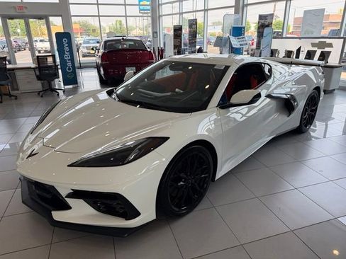 Certified 2025 Chevrolet Corvette Stingray Premium Cpe w/ Z51 Performance Package RWD image 4