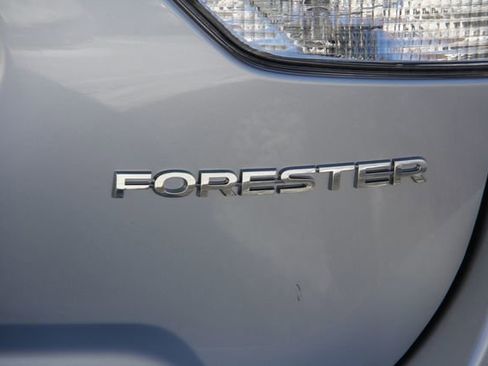 Certified 2023 Subaru Forester Premium image 10