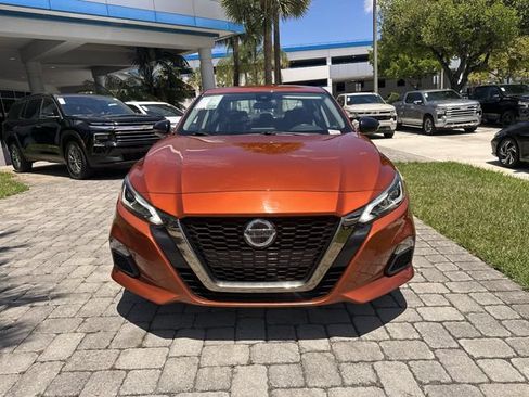 Used 2022 Nissan Altima 2.5 SR FWD image 19