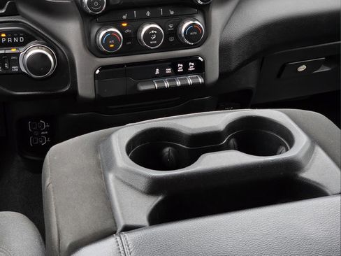 Used 2022 RAM 1500 Big Horn AWD/4WD image 11