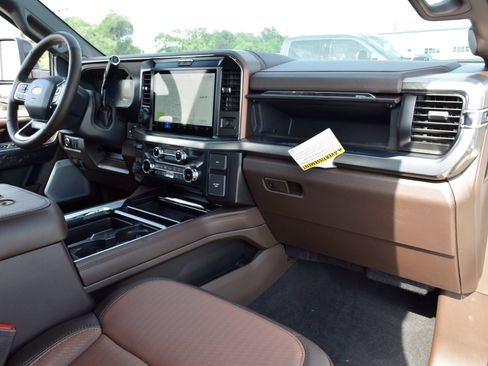 New 2026 Ford F350 King Ranch w/ FX4 Off-Road Package AWD/4WD image 24