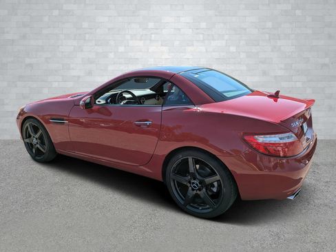 Used 2013 Mercedes-Benz SLK 250 image 7