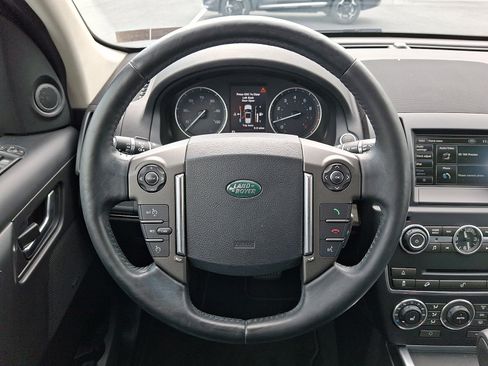 Used 2013 Land Rover LR2 AWD/4WD image 20