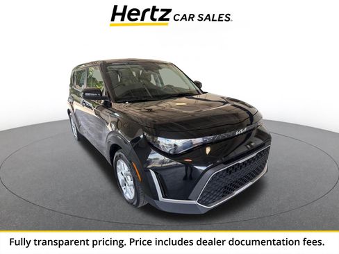 Used 2025 Kia Soul LX w/ LX Technology Package FWD image 1